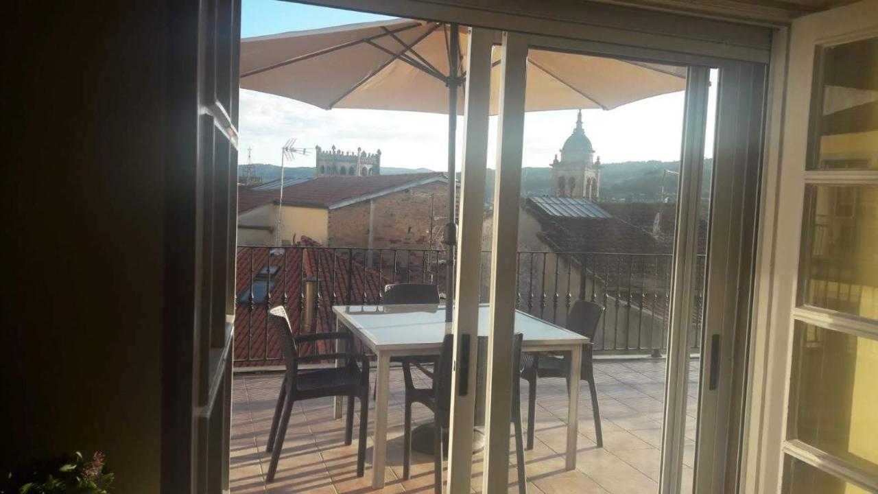 Apartamento Con Terraza En El Casco Historico Ourense Eksteriør bilde