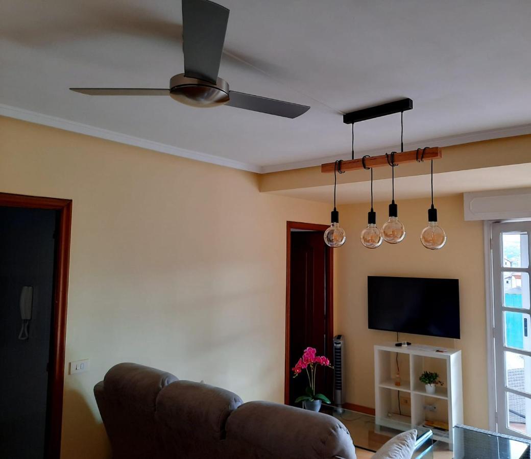 Apartamento Con Terraza En El Casco Historico Ourense Eksteriør bilde